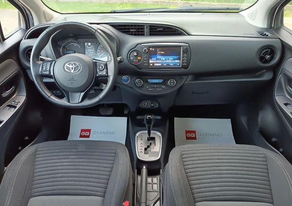 Toyota Yaris cena 59900 przebieg: 94243, rok produkcji 2018 z Poznań małe 466